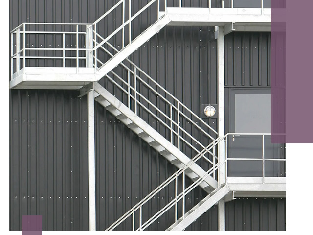 Изготовление и монтаж пожарных лестниц в Североуральске быстро и надежно