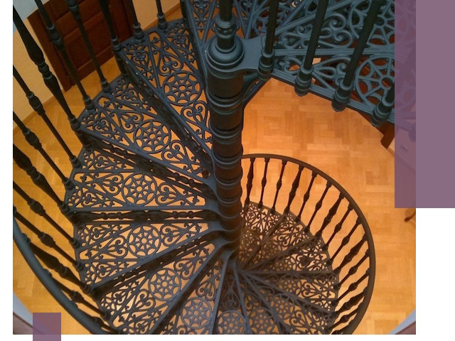 Винтовые лестницы под ключ в Североуральске: производство и монтаж