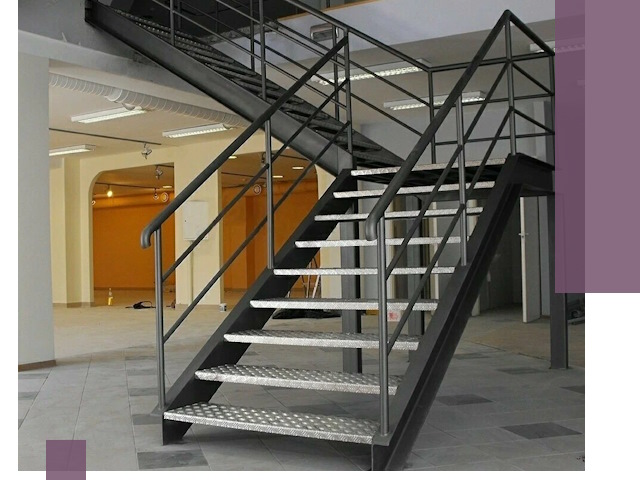 Лестницы для офиса в Североуральске: изготовление, монтаж, демонтаж