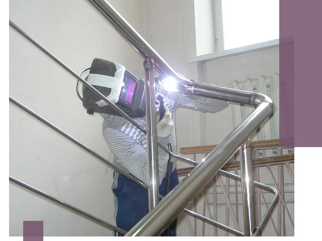 Монтаж перил и ограждений качественно в Североуральске