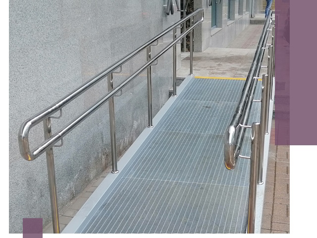 Пандусы для инвалидов в Североуральске — изготовление и монтаж