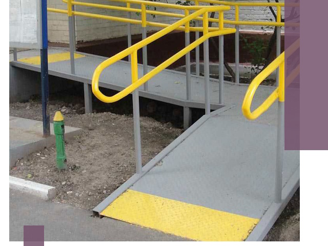 Монтаж пандусов для инвалидов в Североуральске — быстро и качественно