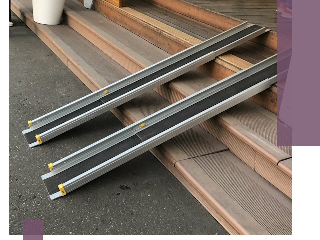 Телескопические пандусы под ключ в Североуральске — изготовление и монтаж