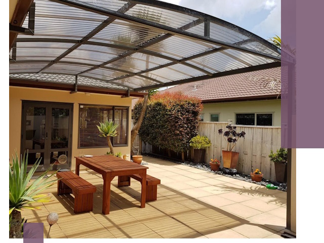 Навесы во двор под ключ в Североуральске — изготовление и монтаж