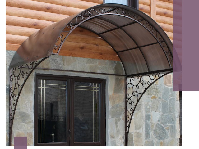 Арочные козырьки под ключ в Североуральске: изготовление и монтаж